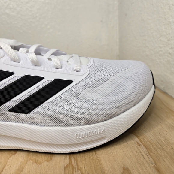 Adidas RUNFALCON 5 Wide Cloud White/CoreBlack/Better Scarlet  IE0551 - Picture 9 of 12